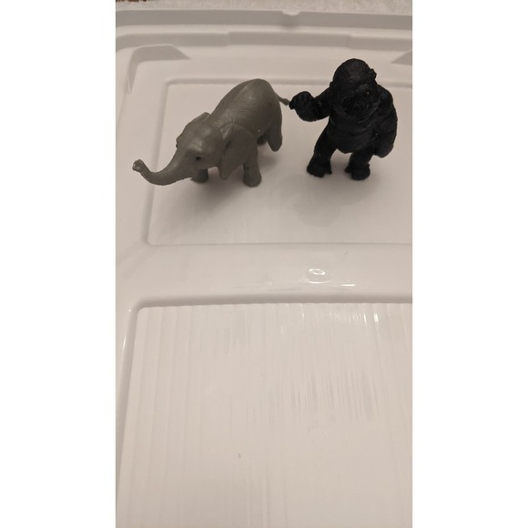 AAA Animal Figures Lot of 8 - Picture 4 of 6